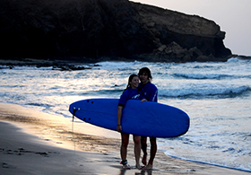 happy-surf-students-5