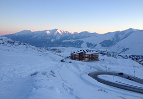 Sonnenuntergang in Gudauri, Georgien | Travel Delight