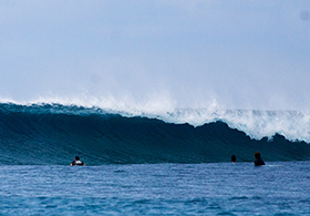 Surfing-Maldives_Jailbreaks-Surf Villa_ (20)
