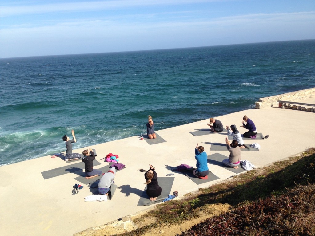 Surf-, Kletter- und Yogacamp bei Sintra : Portugal